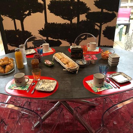 Chez Cathy Et Leo Bed & Breakfast Динан Екстериор снимка